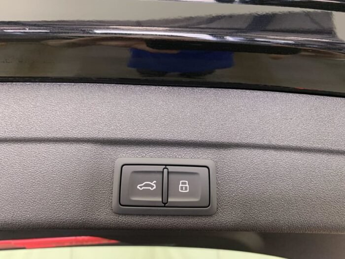 Audi A5 AVANT TDI Hybride 204 ch S tronic 7 S line – Image 10