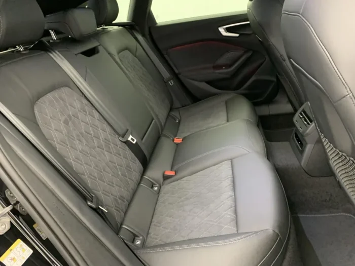 Audi A5 AVANT TDI Hybride 204 ch S tronic 7 S line – Image 8