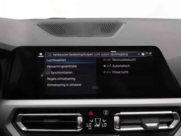 BMW 3 330e 292 PHEV Touring Sport – Image 14