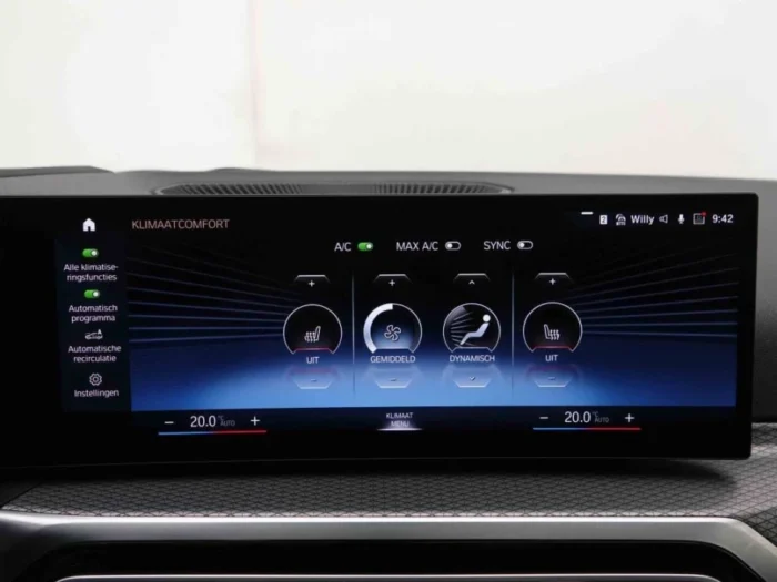 BMW 3 320dA 190 MHEV Touring M Sport – Image 14