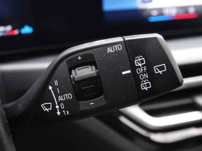BMW 3 320d 190 Touring Steptronic M-Pack – Image 20