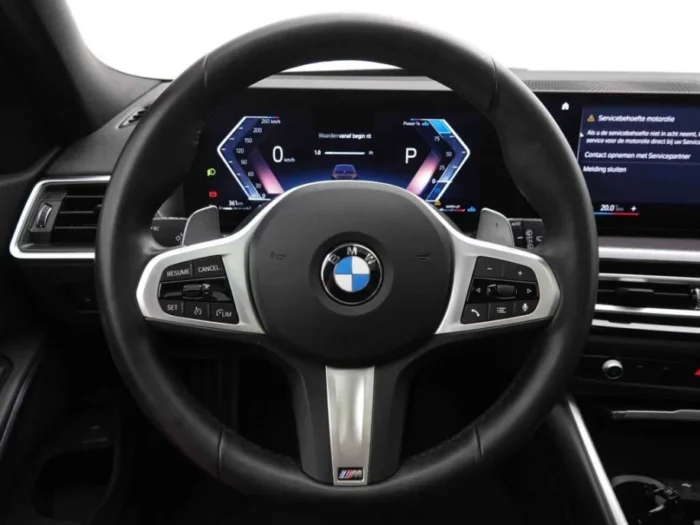 BMW 3 320dA 190 MHEV Touring M Sport – Image 9