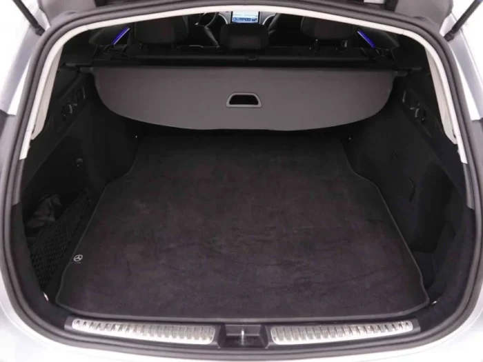 Mercedes-Benz C-Klasse C200d 163 9G-DCT Break Avantgarde – Image 4