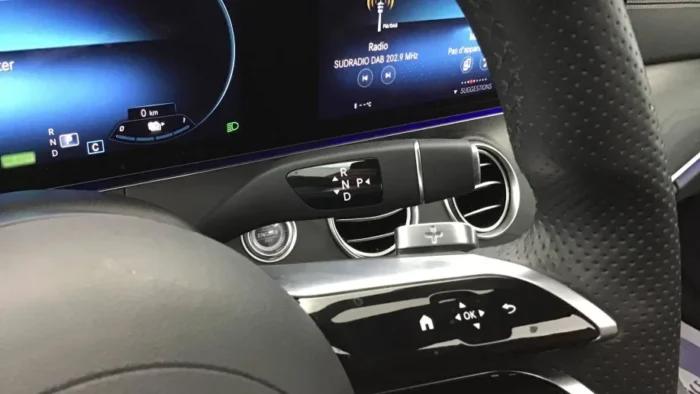 Mercedes-Benz CLASSE E BREAK Classe E Break 300 e 9G-Tronic AMG Line – Image 10