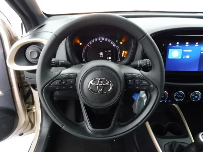 Toyota AYGO X 1.0 VVT-I 72CH TEAM PLAYER – Image 16