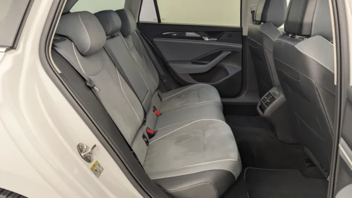 Volkswagen Passat SW Nouvelle 1.5 ETSI OPF 150 DSG7 LIFE PLUS – Image 10