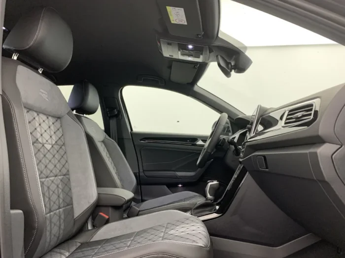 Volkswagen T-roc 1.5 TSI EVO2 150 Start/Stop DSG7 R-Line Edition – Image 9